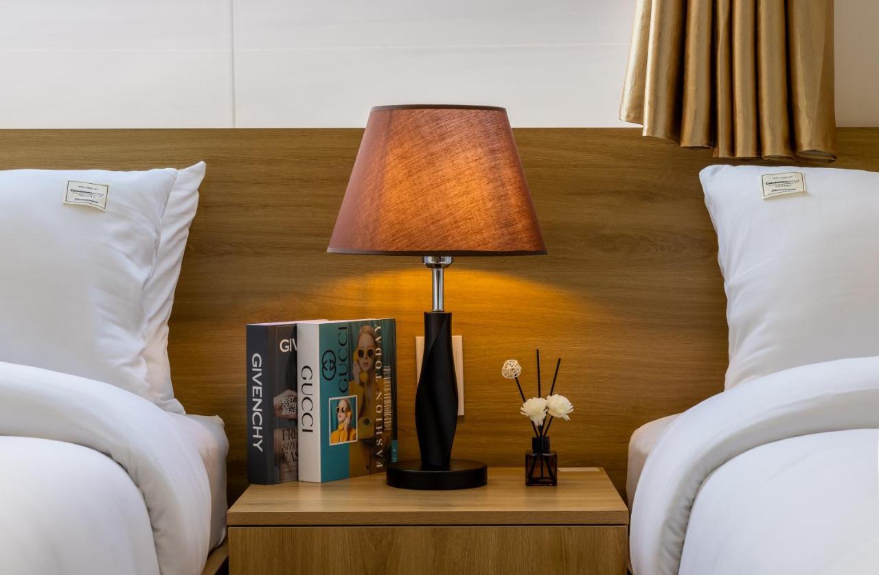 Cat Ba Hongkong Hotel Dong Khe Sau Экстерьер фото
