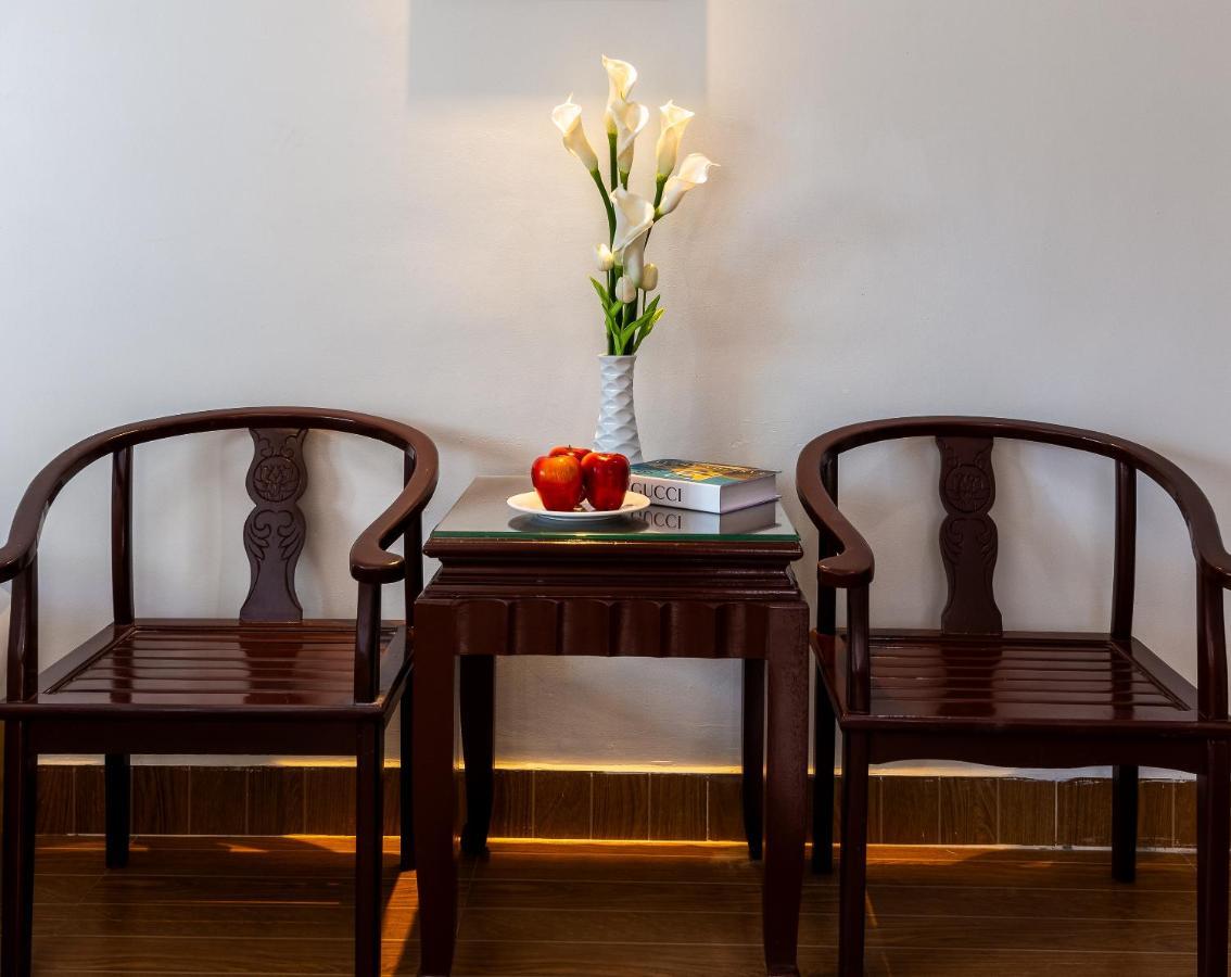 Cat Ba Hongkong Hotel Dong Khe Sau Экстерьер фото