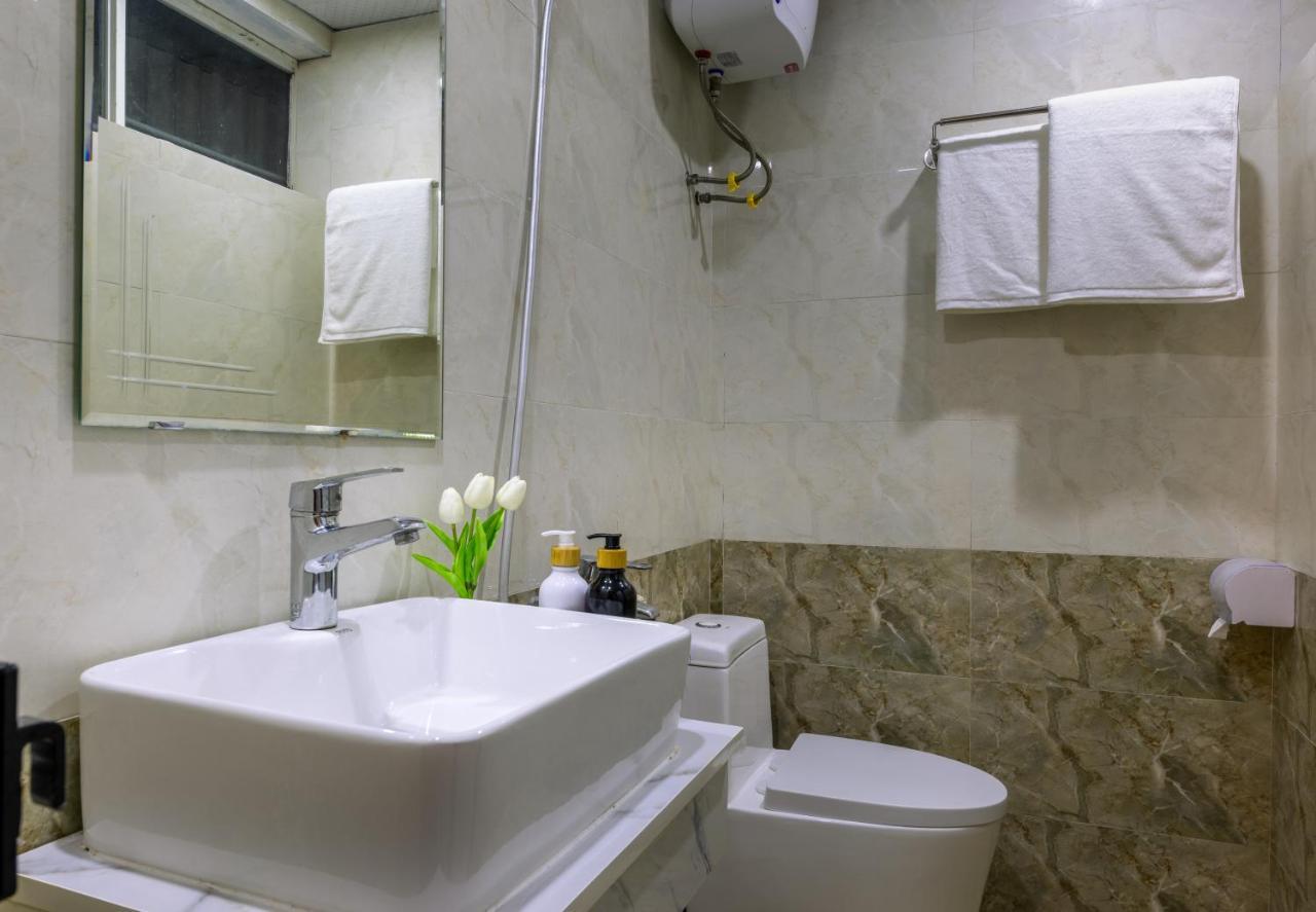 Cat Ba Hongkong Hotel Dong Khe Sau Экстерьер фото